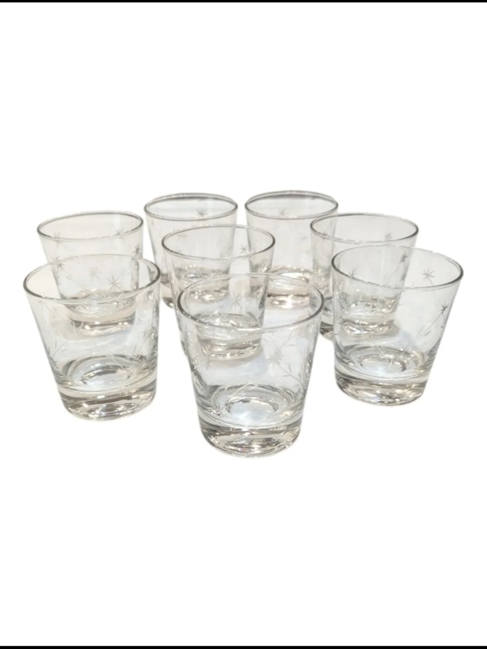 Clear Star-Pattern 8-Piece Whiskey Tumbler Set